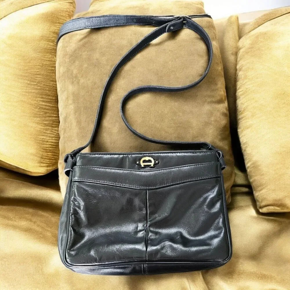 Aigner Crossbody Purse Shoulder Bag Handbag Smooth Black Leather Minimalist Vtg